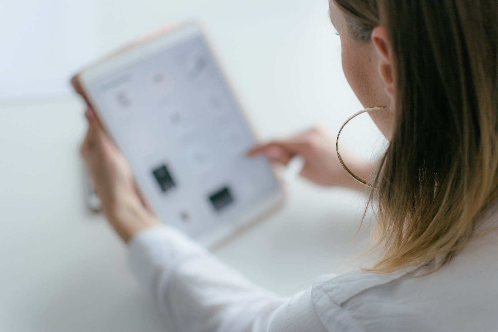 Holding a tablet